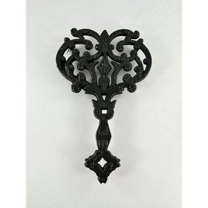 Vintage Cast Iron Trivet Hot Dutch Butterfly Rustic Kitchen Ornate 9" Large